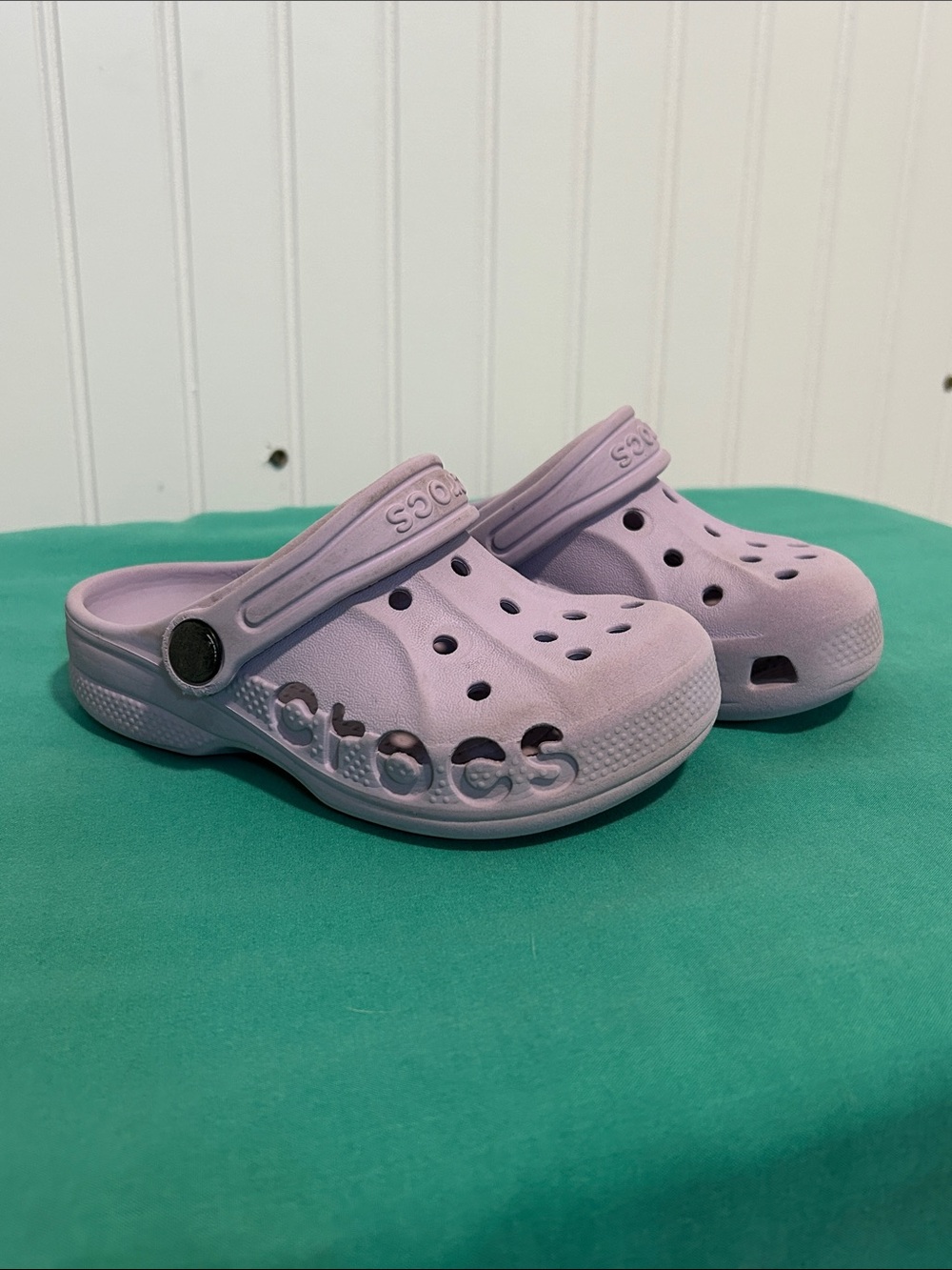 CROCS Kids Classic Clog in Light Lavender Sz: c10